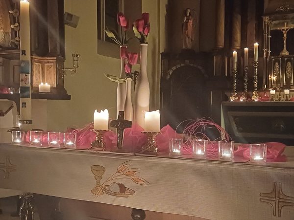 Light me up in kerk Meeswijk – dekenaat Genk