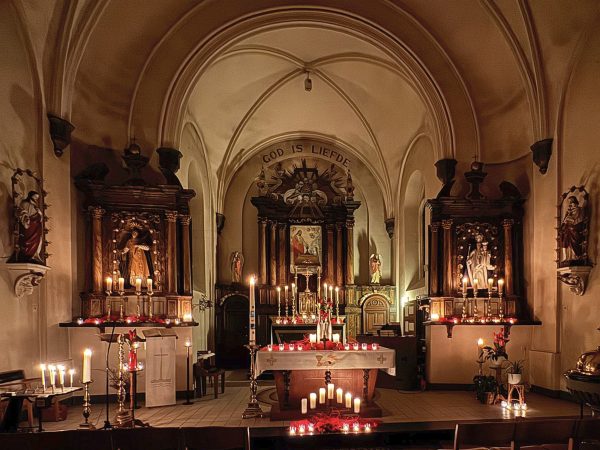 Light me up in kerk Meeswijk – dekenaat Genk